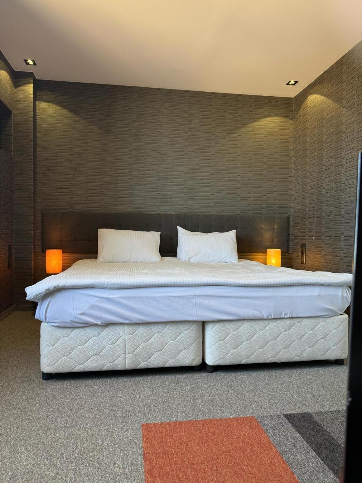Hotel Kanyon Sofia Bagian luar foto